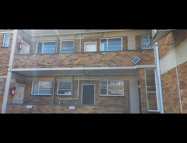 2 BEDROOM APARTMENT FOR SALE IN MARLANDS